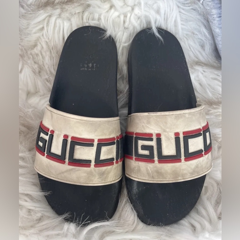 GUCCI kids distressed slides size 33 italy shoes designer luxury fashion